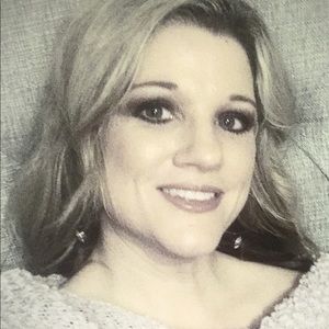 Meet your Posher, Shellie